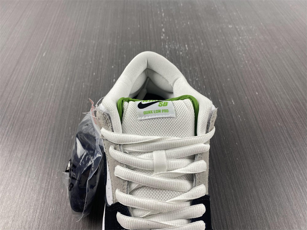 Nike SB Dunk Low Chlorophyll BQ6817-011