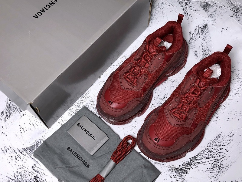 Ba*len*cia*ga triple s ecba800616h