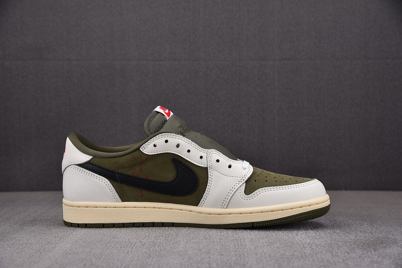Travis Scott x Air Jordan 1 Low OG 