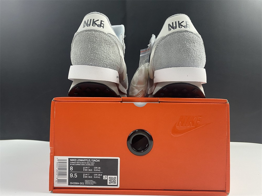 FRAGMENT X SACAI X NIKE LDV WAFFLE “GREY / WHITE” DH2684-001