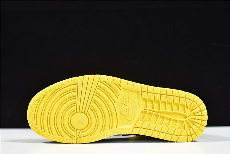 Air Jordan 1 Mid AJ1 852542-071