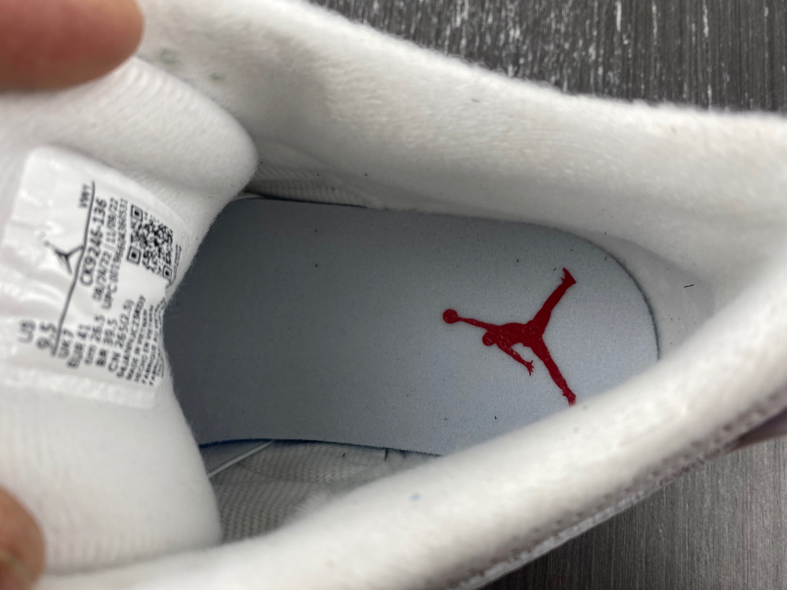 Air Jordan 3 Lucky Green WMNS CK9246-136